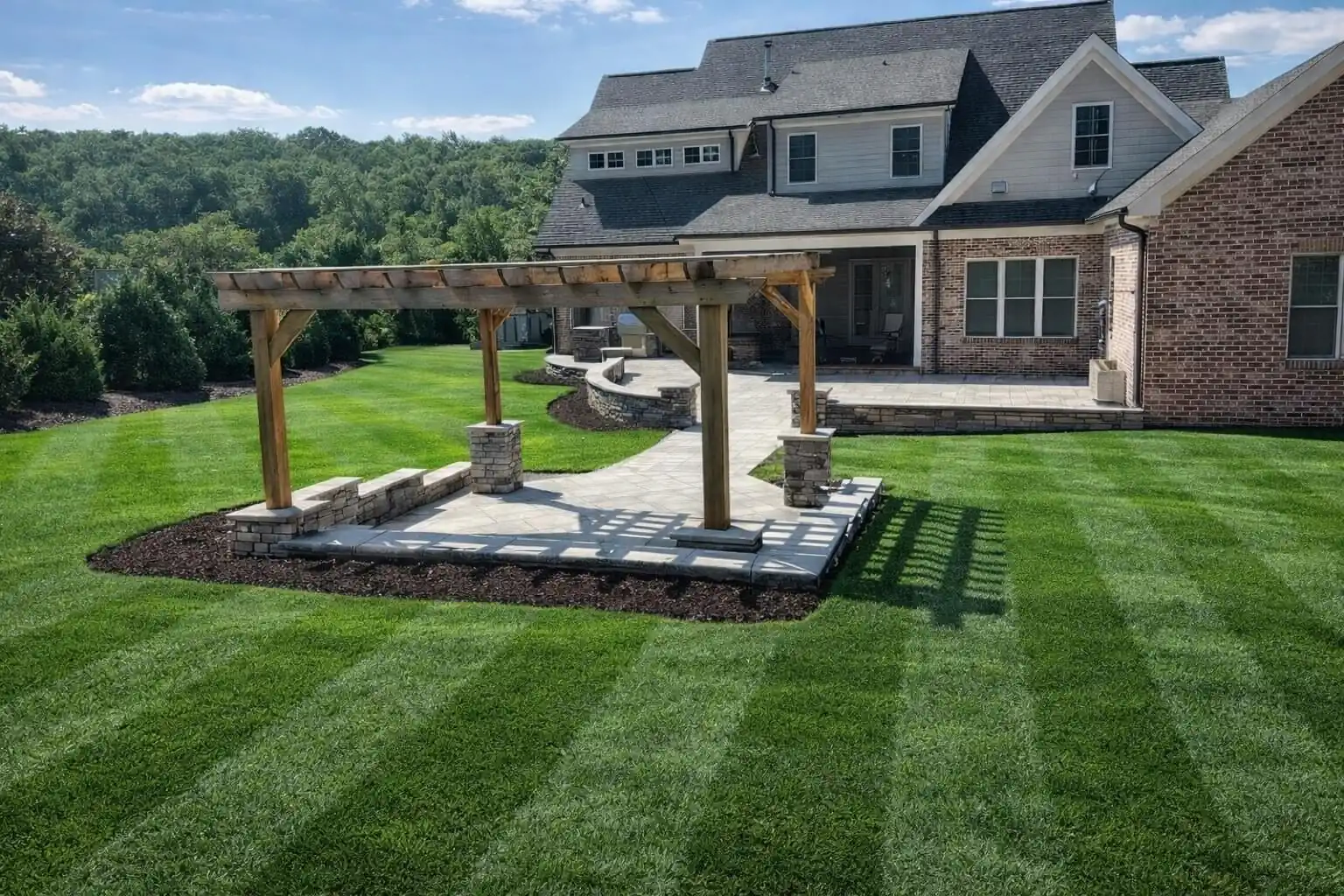 landscape-design-pergola